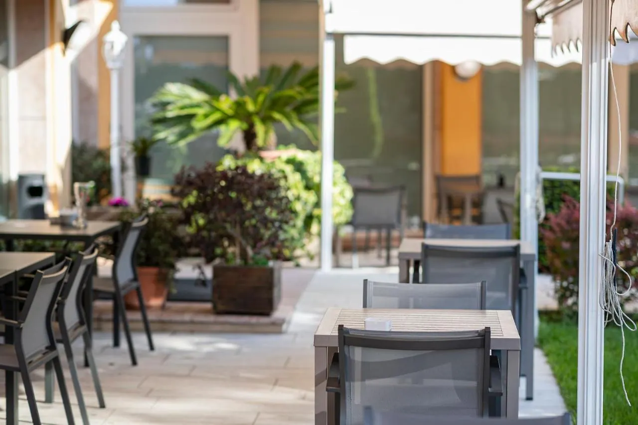 Hotel Imperial ***S Garda   Garda (Verona)