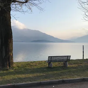 Linda Apartment Gera Lario