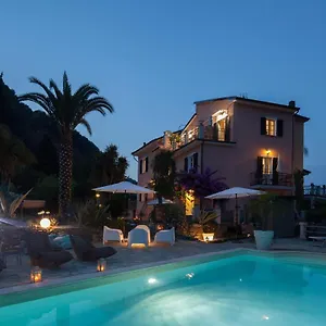 https://la-musa.hotelitalianriviera.com